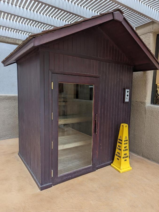 לאס וגאס Suites At Jockey Club מראה חיצוני תמונה