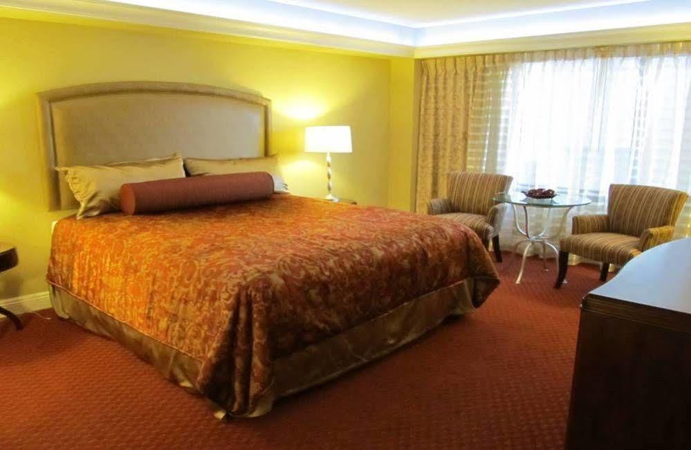 לאס וגאס Suites At Jockey Club מראה חיצוני תמונה